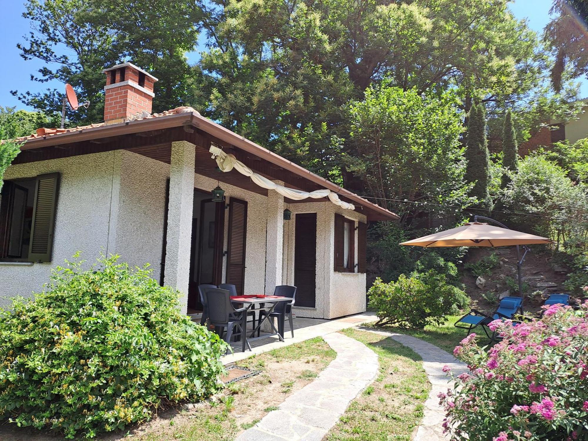 Villetta Singola Con Giardino Cottage Ghisallo Zona Bellagio Magreglio Eksteriør bilde
