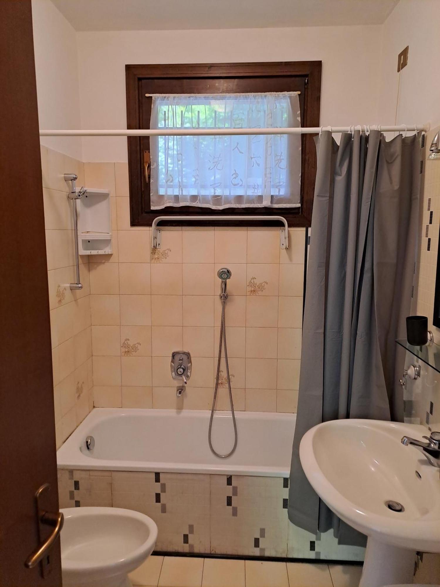 Villetta Singola Con Giardino Cottage Ghisallo Zona Bellagio Magreglio Eksteriør bilde